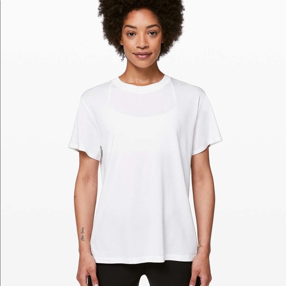 lululemon athletica Tops - Lululemon Boyfriend Tee